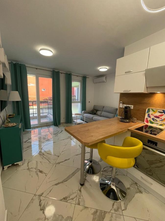 Sun&Moon Apartment 오브조르 외부 사진